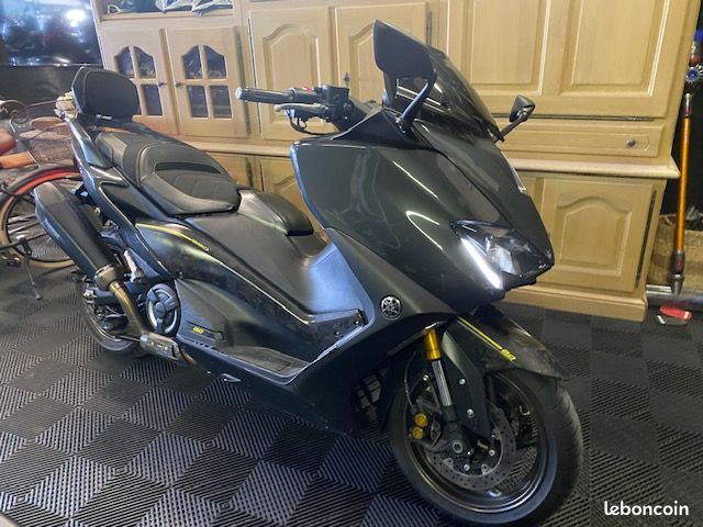 YAMAHA XP T-Max 2021 — vendu